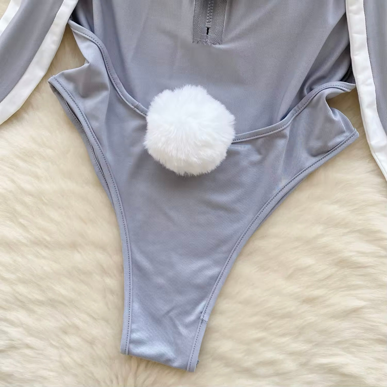 Body conejita 🐇 con orejas y colita