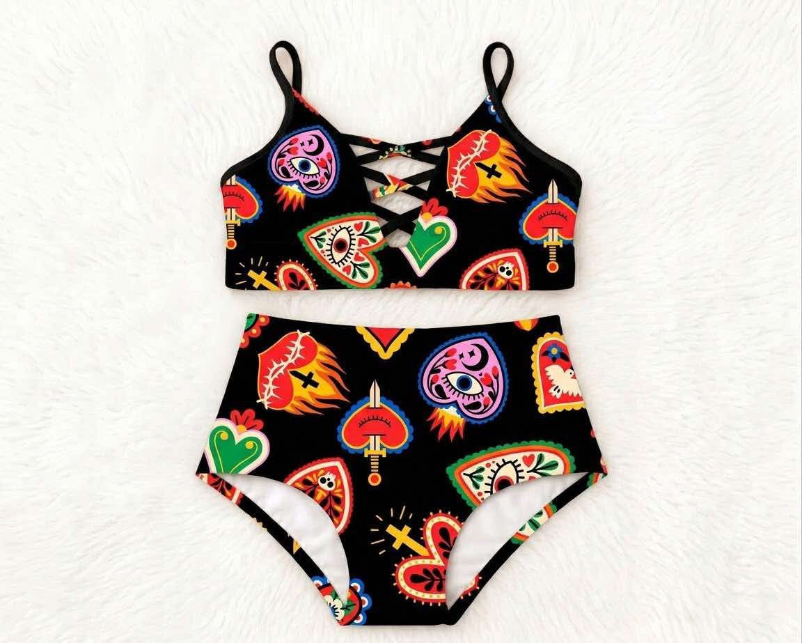 Conjunto tiritas corazones de fuego