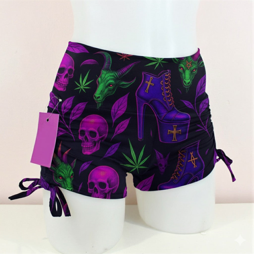 Short jaretas estampado original de Pole Forever baphometh