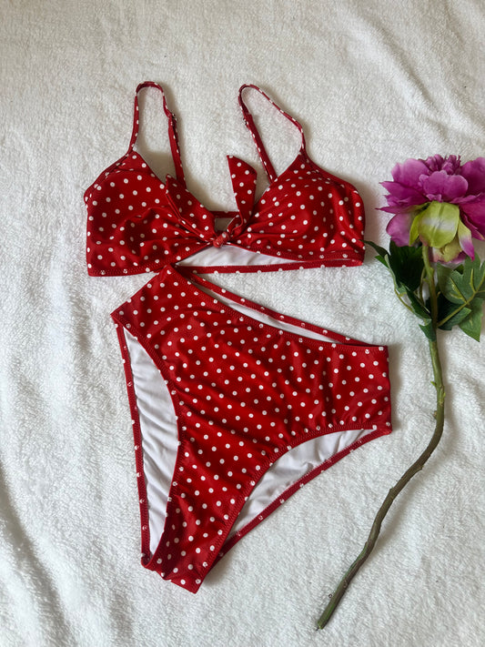Conjunto top y short rojo pin up