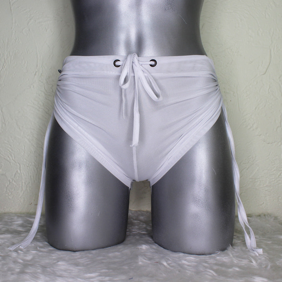 Short mesh transparente color blanco