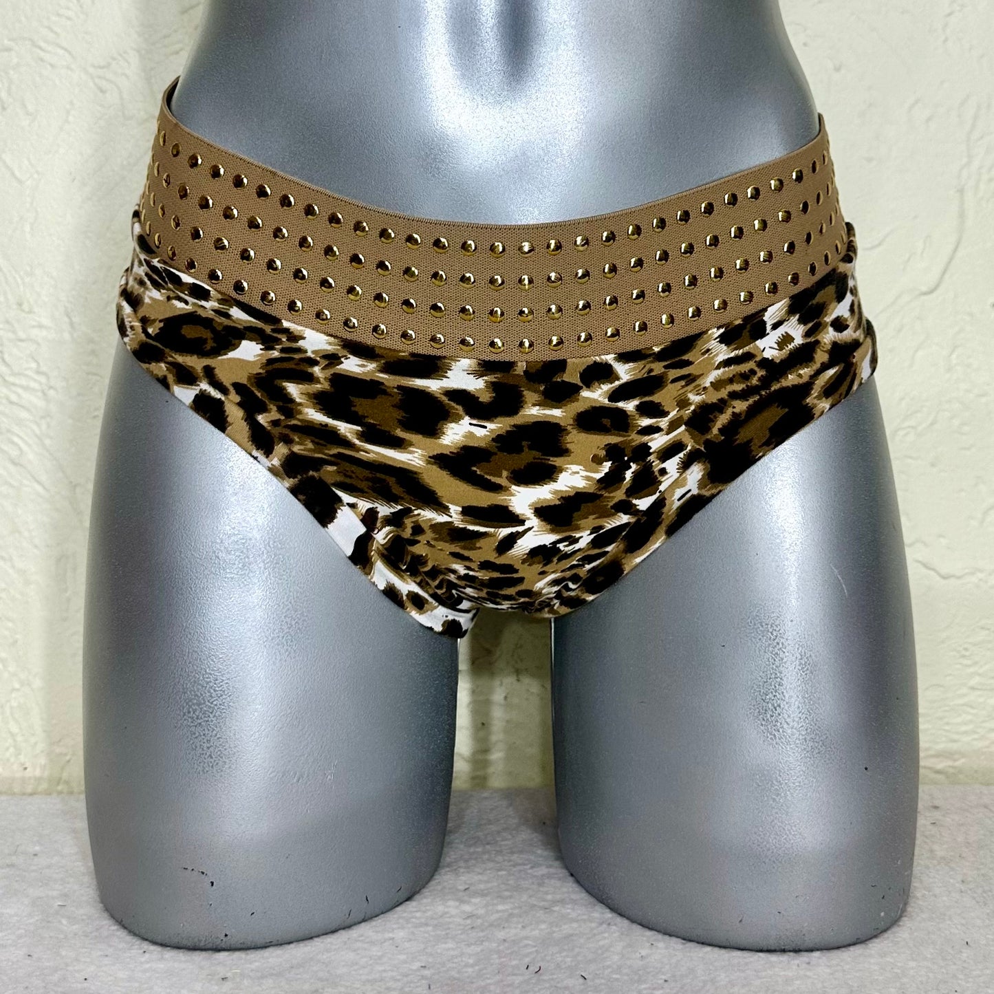 LOL SPORT Cachetero animal print